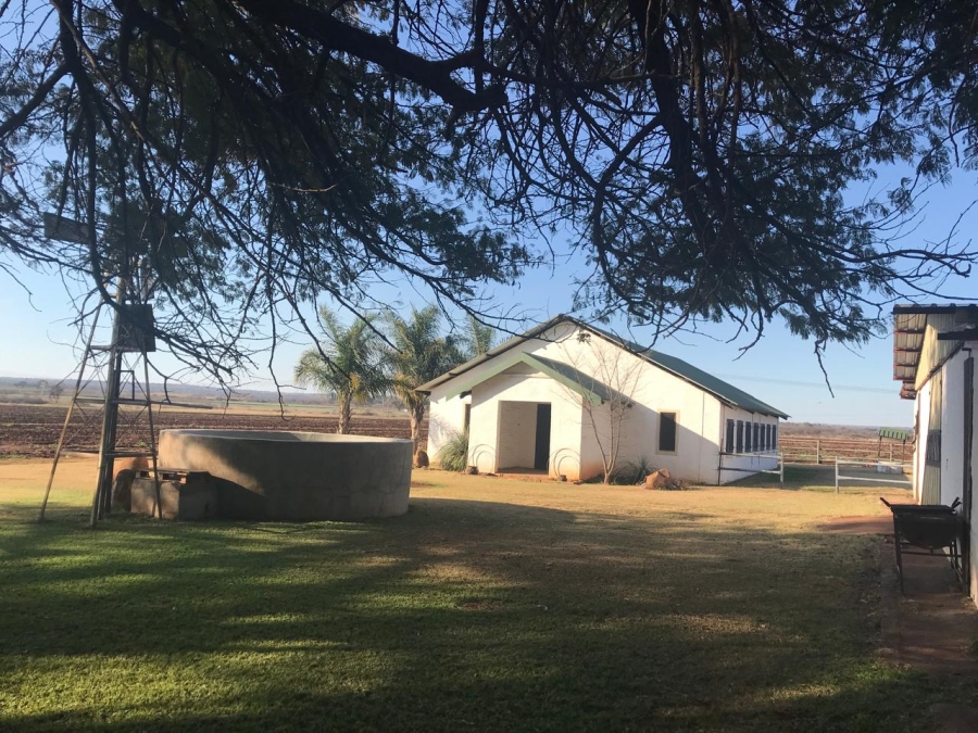 8 Bedroom Property for Sale in Brits Rural North West